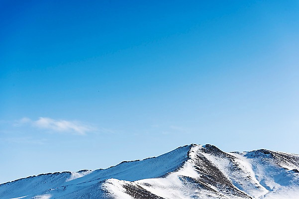 포토 JPG 주간 해외풍경 설경 겨울 자연 하늘 산 사람없음 야외 파란색 설원 눈 몽골 겨울풍경 국내포토 자연요소 해외 계절 아시아 컬러 날씨 눈_날씨 풍경 생태계 파일형식