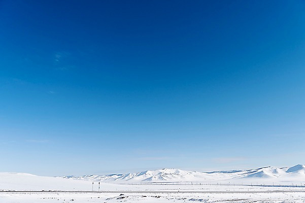 포토 JPG 주간 해외풍경 설경 겨울 자연 하늘 산 사람없음 야외 파란색 설원 눈 몽골 겨울풍경 국내포토 자연요소 해외 계절 아시아 컬러 날씨 눈_날씨 풍경 생태계 파일형식