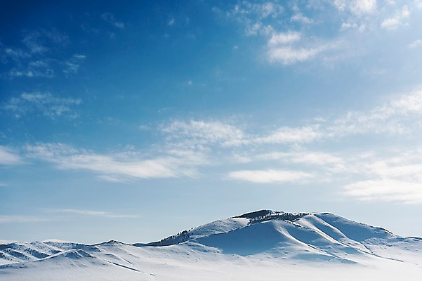 포토 JPG 주간 구름 해외풍경 설경 겨울 자연 하늘 산 사람없음 야외 파란색 설원 눈 몽골 겨울풍경 국내포토 자연요소 해외 계절 아시아 컬러 날씨 눈_날씨 풍경 생태계 파일형식