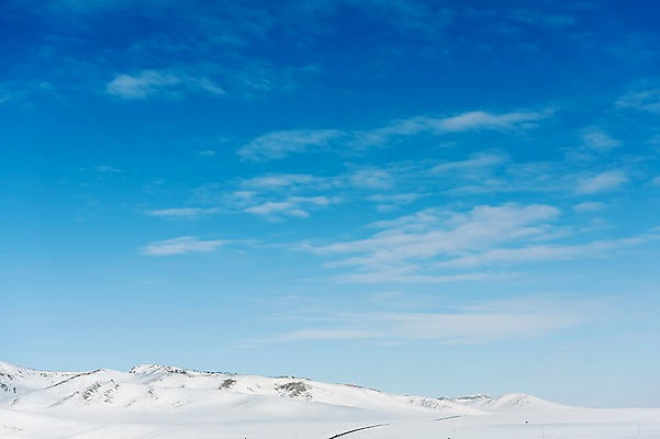 포토 JPG 주간 구름 해외풍경 설경 겨울 자연 하늘 산 사람없음 야외 파란색 설원 눈 몽골 겨울풍경 국내포토 자연요소 해외 계절 아시아 컬러 날씨 눈_날씨 풍경 생태계 파일형식