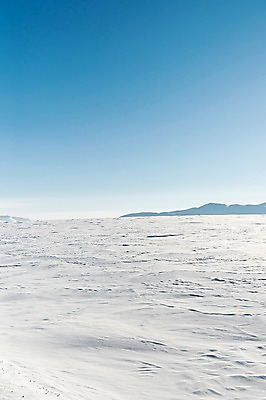포토 JPG 주간 해외풍경 설경 겨울 자연 하늘 사람없음 야외 파란색 설원 눈 몽골 겨울풍경 국내포토 자연요소 해외 계절 아시아 컬러 날씨 눈_날씨 풍경 생태계 파일형식