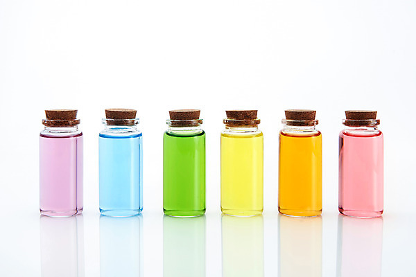 포토 JPG 스튜디오촬영 실내 사람없음 컬러풀 스파 여러개 오일 편안함 오브젝트 흰배경 아로마 아로마테라피 테라피 아로마오일 국내포토 음식 컬러 다수 백그라운드 내부 뷰티 화장품 흰색 감각 오일_화장품 파일형식