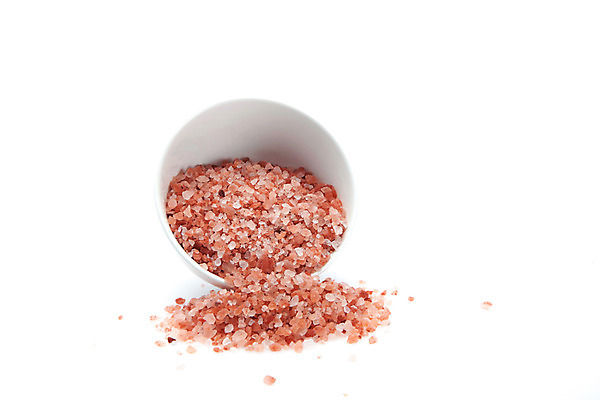 포토 JPG 스튜디오촬영 그릇 실내 사람없음 스파 편안함 오브젝트 흰배경 아로마 쏟아짐 아로마테라피 테라피 입욕소금 국내포토 식기 백그라운드 모션 내부 뷰티 흰색 미용용품 감각 소금 파일형식