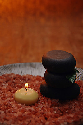 포토 JPG 스튜디오촬영 그릇 잎 실내 사람없음 스파 편안함 오브젝트 아로마 향초 아로마테라피 테라피 스톤 입욕소금 나무배경 국내포토 식물 식기 백그라운드 초 내부 뷰티 미용용품 감각 소금 파일형식