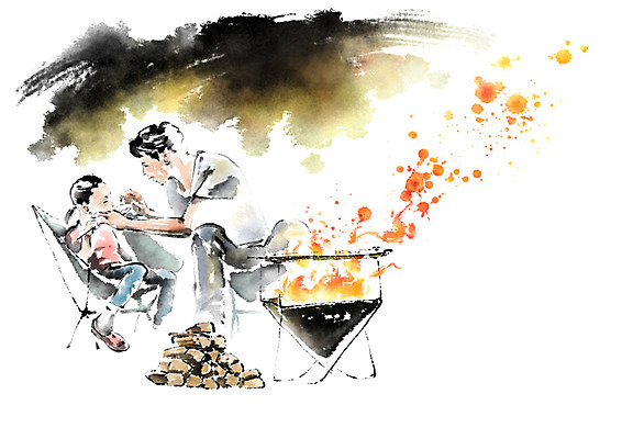 전신 PSD 여자 남자 딸 어린이 의자 일러스트 캘리그라피 붓터치 미소 사람 성인 두명 캠핑 아빠 장작 모닥불 먹여주기 즐거움 번짐 부녀 국내일러스트 감정 가구 가족 불 레저 표정 먹기 파일형식 효과