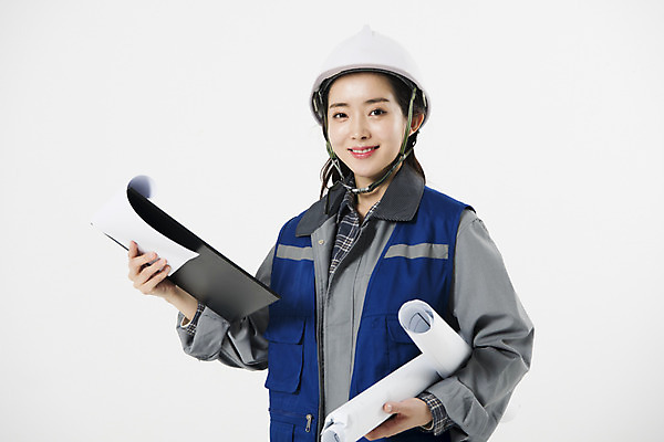 포토 JPG 스튜디오촬영 직업 응시 여자 노동자 실내 작업복 공사 한명 미소 들기 사람 상반신 20대 성인 앞모습 설계도 한국인 자신감 안전모 흰배경 문서 파일 근로자의날 현장직 성인여자한명만 국내포토 1 시선 옷 기념일 감정 뷰포인트 백그라운드 모션 건설업 표정 동양인 청년 내부 흰색 헬멧 안전장비 여자한명만 성인여자만 파일형식