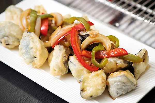 포토 JPG 음식 파프리카 근접촬영 사람없음 중식 튀김 상차림 안주 기호식품 가지볶음 국내포토 뷰포인트 채소 볶음 파일형식