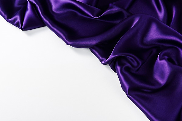 포토 JPG 스튜디오촬영 백그라운드 재료 실내 근접촬영 사람없음 보라색 주름 실크 오브젝트 흰배경 질감 카피스페이스 국내포토 뷰포인트 컬러 내부 공백 흰색 직물 파일형식