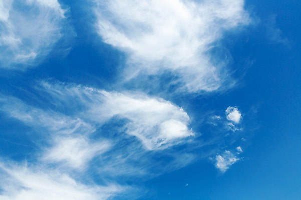 포토 JPG 주간 구름 자연 하늘 풍경 사람없음 야외 여름 파란색 맑음 여름풍경 국내포토 자연요소 계절 컬러 날씨 생태계 파일형식 여름_계절