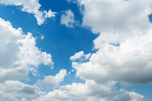 포토 JPG 주간 구름 자연 하늘 풍경 사람없음 야외 여름 파란색 맑음 여름풍경 뭉게구름 국내포토 자연요소 계절 컬러 날씨 생태계 파일형식 구름_자연 여름_계절