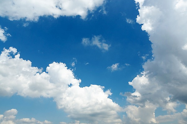 포토 JPG 주간 구름 자연 하늘 풍경 사람없음 야외 여름 파란색 맑음 여름풍경 뭉게구름 국내포토 자연요소 계절 컬러 날씨 생태계 파일형식 구름_자연 여름_계절