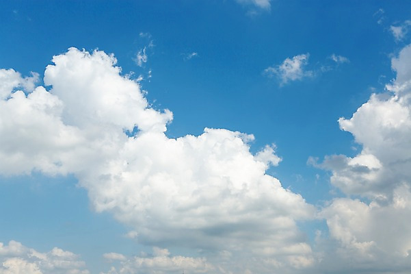 포토 JPG 주간 구름 자연 하늘 풍경 사람없음 야외 여름 파란색 맑음 여름풍경 뭉게구름 국내포토 자연요소 계절 컬러 날씨 생태계 파일형식 구름_자연 여름_계절