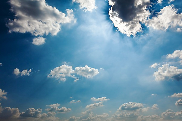 포토 JPG 주간 구름 자연 하늘 풍경 사람없음 야외 여름 파란색 햇빛 맑음 여름풍경 뭉게구름 국내포토 자연요소 계절 컬러 날씨 태양 생태계 파일형식 구름_자연 여름_계절