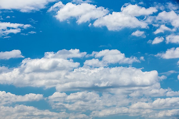포토 JPG 주간 구름 자연 하늘 풍경 사람없음 야외 여름 파란색 맑음 여름풍경 뭉게구름 국내포토 자연요소 계절 컬러 날씨 생태계 파일형식 구름_자연 여름_계절