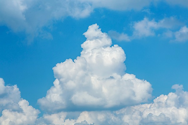 포토 JPG 주간 구름 자연 하늘 풍경 사람없음 야외 여름 파란색 맑음 여름풍경 뭉게구름 국내포토 자연요소 계절 컬러 날씨 생태계 파일형식 구름_자연 여름_계절