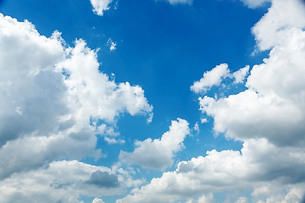 포토 JPG 주간 구름 자연 하늘 풍경 사람없음 야외 여름 파란색 맑음 여름풍경 뭉게구름 국내포토 자연요소 계절 컬러 날씨 생태계 파일형식 구름_자연 여름_계절