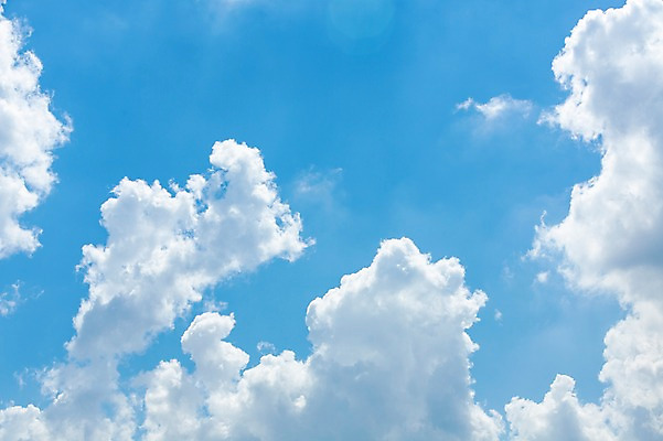 포토 JPG 주간 구름 자연 하늘 풍경 사람없음 야외 여름 파란색 맑음 여름풍경 뭉게구름 국내포토 자연요소 계절 컬러 날씨 생태계 파일형식 구름_자연 여름_계절