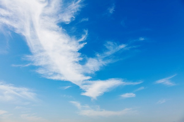 포토 JPG 주간 구름 자연 하늘 풍경 사람없음 야외 여름 파란색 맑음 여름풍경 국내포토 자연요소 계절 컬러 날씨 생태계 파일형식 여름_계절