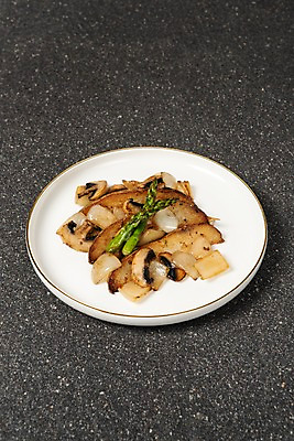 포토 JPG 스튜디오촬영 음식 다이어트 채소 식재료 양파 감자 실내 건강 사람없음 식사 버섯 유기농 아스파라거스 감자요리 채식주의자 베지푸드 비건 비건음식 국내포토 웰빙 내부 채식 파일형식