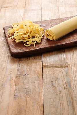 포토 JPG 스튜디오촬영 다이어트 식재료 실내 건강 사람없음 면 유기농 두부 나무도마 채식주의자 베지푸드 비건 나무배경 비건음식 국내포토 웰빙 음식 백그라운드 도마 내부 목재 채식 파일형식