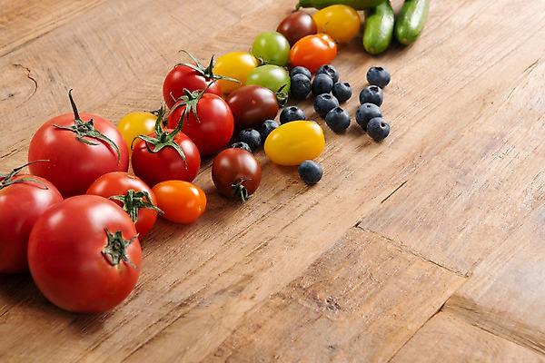 포토 JPG 스튜디오촬영 다이어트 토마토 채소 과일 식재료 방울토마토 오이 실내 근접촬영 사람없음 유기농 블루베리 애호박 채식주의자 베지푸드 비건 나무배경 비건음식 국내포토 웰빙 음식 뷰포인트 백그라운드 호박 건강 내부 채식 파일형식