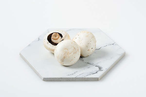 포토 JPG 스튜디오촬영 그릇 다이어트 채소 식재료 실내 누끼 사람없음 흰색 신선 세개 오브젝트 흰배경 유기농 채식 양송이 건강식 국내포토 식기 웰빙 음식 컬러 백그라운드 건강 3 내부 버섯 파일형식