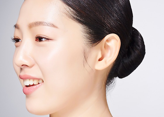 포토 JPG 스튜디오촬영 응시 여자 얼굴 모션 회색배경 실내 한명 미소 사람 근접촬영 20대 성인 옆모습 신체부위 뷰티 한국인 의료성형뷰티 성인여자한명만 국내포토 1 시선 뷰포인트 백그라운드 표정 동양인 청년 내부 회색 여자한명만 성인여자만 파일형식