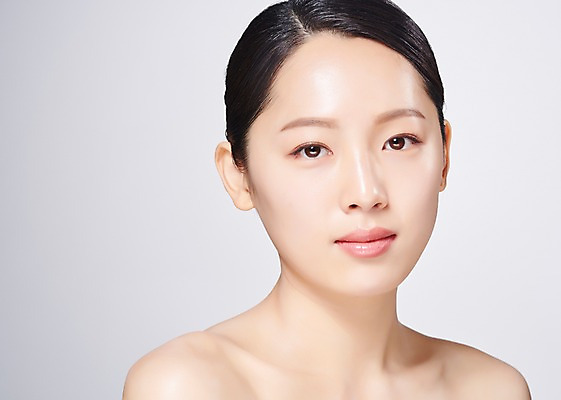포토 JPG 스튜디오촬영 응시 여자 얼굴 모션 회색배경 실내 한명 사람 근접촬영 상반신 20대 성인 앞모습 신체부위 뷰티 한국인 의료성형뷰티 성인여자한명만 국내포토 1 시선 뷰포인트 백그라운드 동양인 청년 내부 회색 여자한명만 성인여자만 파일형식