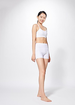 포토 JPG 스튜디오촬영 전신 응시 여자 몸매관리 다이어트 모션 실내 한명 서기 미소 사람 20대 성인 옆모습 뷰티 한국인 흰색 흰배경 의료성형뷰티 성인여자한명만 국내포토 1 시선 뷰포인트 컬러 백그라운드 표정 건강 동양인 청년 내부 여자한명만 성인여자만 파일형식