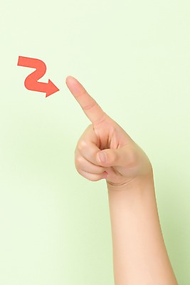 포토 JPG 스튜디오촬영 알파벳 커뮤니케이션 실내 누끼 사람 손짓 신체부위 30대 복지 Z 소통 의사소통 지문자 청각장애인 초록배경 국내포토 영어 백그라운드 컨셉 모션 내부 초록색 장년 장애인 사회이슈 수화 파일형식