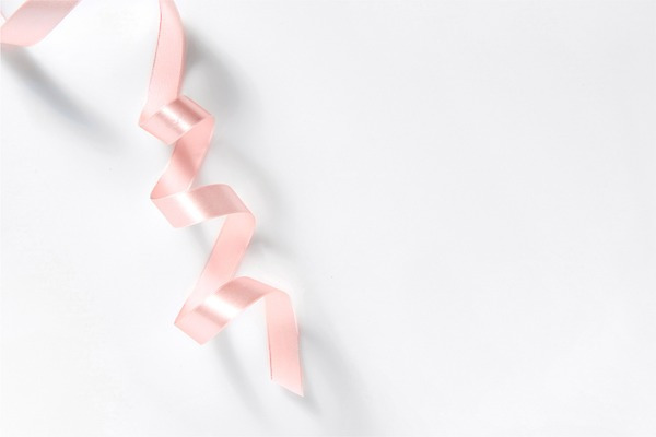 포토 JPG 스튜디오촬영 리본 분홍색 실내 사람없음 하이앵글 끈 오브젝트 흰배경 플랫레이 국내포토 뷰포인트 컬러 백그라운드 내부 흰색 플랫 파일형식