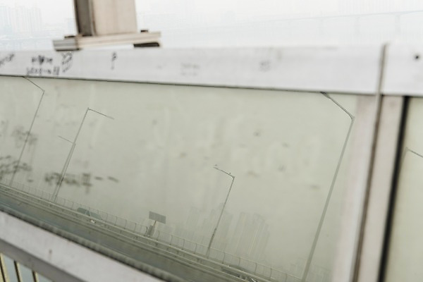 포토 JPG 주간 겨울 하늘 날씨 서울 한국 공해 사람없음 야외 도시풍경 환경 거울 환경오염 오염 사회이슈 한강 대기오염 흐림 뿌연 여의도 황사 미세먼지 국내포토 자연요소 계절 아시아 컨셉 풍경 도시 먼지 랜드마크 파일형식