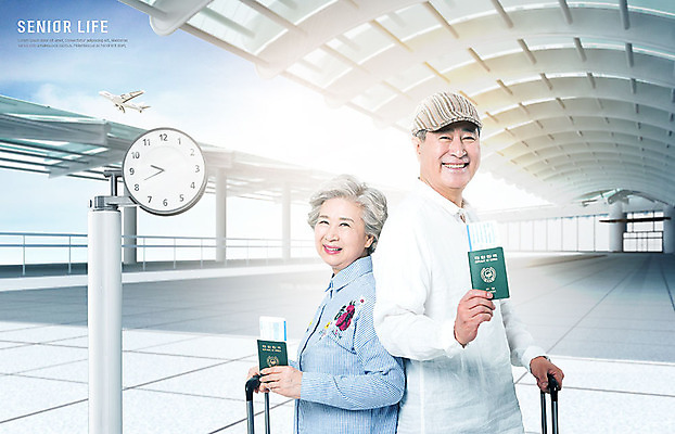 PSD 편집이미지 여자 노년 남자 여행 비행기 미소 사람 상반신 두명 옆모습 실버라이프 캐리어 노부부 한국인 등맞대기 60대 공항 즐거움 시계탑 여권 70대 노인만 이미지편집 라이프스타일 부부 감정 뷰포인트 항공교통 교통시설 모션 대중교통 표정 동양인 성인 탑 여행가방 성인만 파일형식