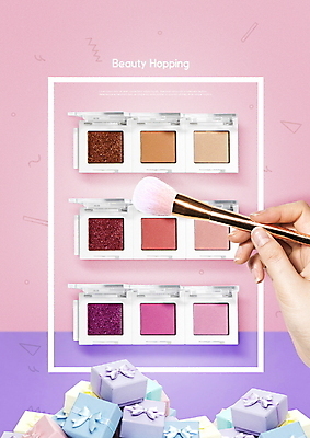 PSD 편집이미지 손 분홍색 선물 신체부위 파란색 선물상자 컬러풀 화장 뷰티 보라색 화장품 아이섀도 메이크업브러쉬 카피스페이스 뷰티호핑족 이미지편집 컬러 사람 상자 공백 붓 파일형식 호핑족