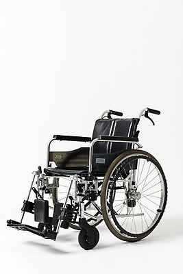 포토 JPG 스튜디오촬영 실내 누끼 사람없음 한개 의료용품 오브젝트 휠체어 흰배경 장애 보조기구 국내포토 1 백그라운드 의료기기 내부 흰색 기구 파일형식