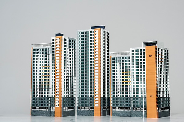 포토 JPG 스튜디오촬영 건축 회색배경 부동산 아파트 주택 실내 누끼 사람없음 건물 재산 이사 투자 건축모형 개발 분양 아파트분양 국내포토 건축물 백그라운드 비즈니스 내부 금융 모형 회색 파일형식