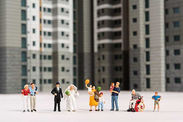 포토 JPG 스튜디오촬영 부부 건축 신혼부부 부동산 아파트 주택 실내 사람없음 건물 노부부 미니어처 재산 이사 장애인 투자 건축모형 다자녀가족 개발 분양 아파트분양 국내포토 건축물 커플 비즈니스 가족 내부 금융 모형 신혼 장애 파일형식