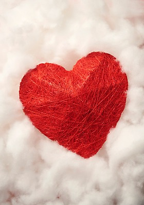 포토 JPG 스튜디오촬영 구름 행복 감정 백그라운드 실내 사랑 사람없음 빨간색 하트 솜 즐거움 오브젝트 국내포토 자연요소 모양 컬러 내부 파일형식