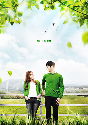 PSD 구름 편집이미지 커플 응시 여자 남자 하늘 서기 미소 사람 초원 상반신 20대 성인 두명 앞모습 초록색 기댐 봄 한국인 화사함 꽃놀이 봄소풍 싱그러움 성인만 이미지편집 자연요소 시선 계절 뷰포인트 컬러 컨셉 관계 모션 표정 동양인 청년 소풍 축제 파일형식