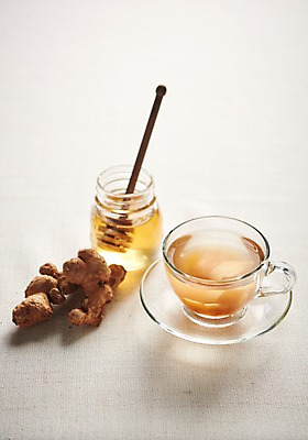 포토 JPG 스튜디오촬영 동양문화 유리병 디저트 실내 건강 누끼 사람없음 건강관리 차 전통차 찻잔 다도 꿀 생강 생강차 국내포토 문화 음료 음식 채소 병_용기 잔 관리 내부 차_음료 예절 파일형식