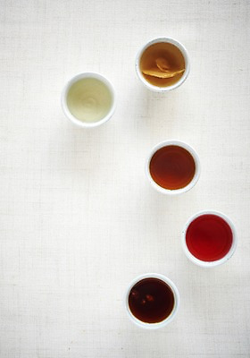 포토 JPG 스튜디오촬영 동양문화 전통 음료 디저트 실내 건강 누끼 사람없음 하이앵글 차 전통차 다도 흰배경 대추차 생강차 쌍화차 오미자차 플랫레이 국내포토 문화 음식 뷰포인트 백그라운드 내부 차_음료 흰색 예절 플랫 파일형식
