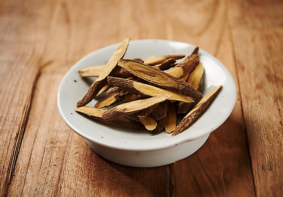 포토 JPG 스튜디오촬영 동양문화 전통 실내 사람없음 건강관리 차 전통차 다도 감초 나무배경 국내포토 문화 음료 백그라운드 건강 관리 내부 차_음료 한약재 예절 파일형식