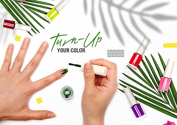 PSD 편집이미지 나뭇잎 신체부위 초록색 컬러풀 화장 뷰티 양손 네일아트 매니큐어 바르기 야자수잎 이미지편집 손 컬러 잎 모션 사람 화장품 파일형식