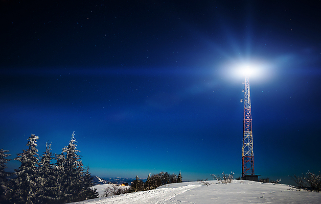 포토 JPG 해외이미지 별 겨울 자연 하늘 산 사람없음 야외 파란색 우주 탑 어둠 황혼 에너지 인공위성 등불 관찰 역 정상 야간 숲 연결 유성 큼 신비 달빛 언덕 그림 은하계 공상 천문학 천국 연소 방법 우크라이나 눈내림 산맥 해외포토 자연요소 건축물 계절 교육 유럽 컬러 컨셉 통신 교통시설 모션 조명 눈_날씨 일몰 달 크기 생태계 파일형식 이미지허브