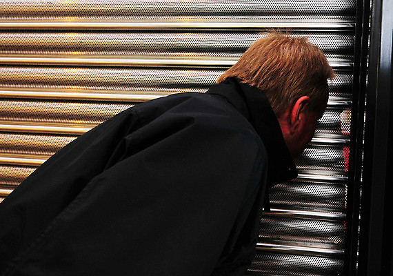 포토 JPG 해외이미지 응시 감정 생각 새로움 건강 사람 사람없음 고통 관찰 충돌 심볼 명상 검색 호기심 찢어짐 문제 관심 분쟁 위기 흥미 해외포토 시선 컨셉 모션 파일형식 이미지허브