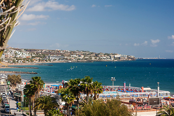 포토 JPG 해외이미지 유럽 바다 섬 여행 건축양식 아프리카 자연 하늘 휴가 손바닥 사람없음 야외 물 파란색 도시 만 스페인 지중해 휴양지 타운 해외포토 자연요소 손 건축 나라 컬러 장소 생태계 파일형식 이미지허브