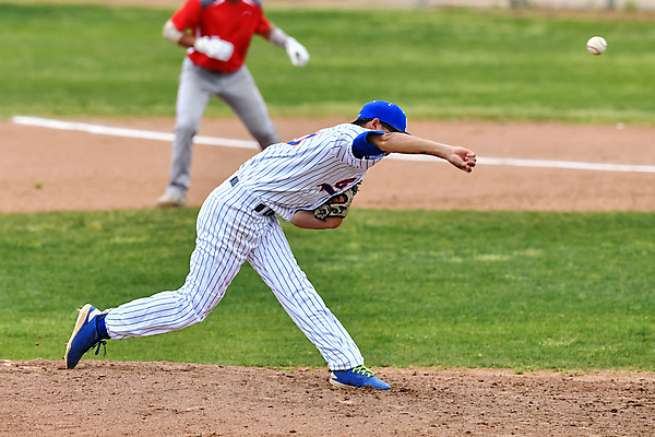 포토 JPG 해외이미지 주간 전신 남자 청소년 상반신 성인 야외 두명 10대 야구 야구글러브 던지기 야구공 야구모자 투수 야구복 야구장 남자만 해외포토 자연요소 모자_잡화 공 스포츠시설 모션 사람 운동복 구기 야구용품 글러브 야구선수 파일형식 이미지허브