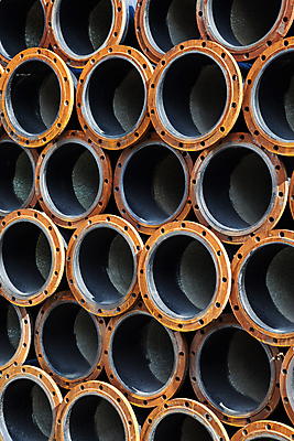 포토 JPG 해외이미지 모양 디자인 산업 백그라운드 패턴 곡선 비즈니스 추상 사람없음 야외 가로 반사 쌓기 금속 장비 회색 원형 그룹 닫기 제조 은색 큼 배열 철 창고 오브젝트 가스 튜브 공학 실린더 줄서기 철강 파이프라인 해외포토 도형 교육 선 컬러 무늬 모션 재질 크기 파이프_관 파일형식 이미지허브