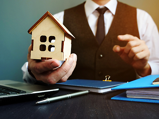 포토 JPG 해외이미지 비즈니스 부동산 아파트 주택 사람없음 금융 판매 재산 구매 계획 결합 가격 중개인 투자 가치 평가 주인 대출 렌탈 부동산중개인 승인 예산 집주인 소유 해외포토 직업 컨셉 건물 경제 쇼핑 파일형식 이미지허브