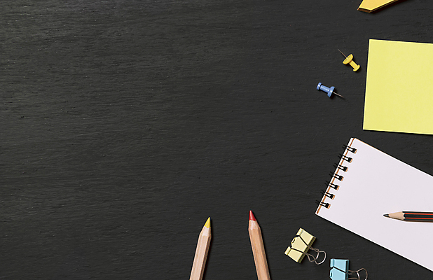 포토 JPG 해외이미지 학생 디자인 배너 교육 백그라운드 컨셉 장신구 교실 학교 자 창조 사람없음 연필 펜 우주 검은색 공책 칠판 공백 장비 로켓 도구 사과 정상 책상 분필 카피스페이스 해외포토 컬러 가구 과일 문구용품 학용품 필기구 초크 파일형식 이미지허브